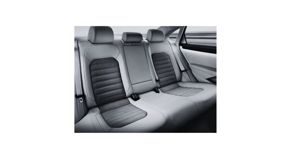 2020 rav 4 backseat dimensions