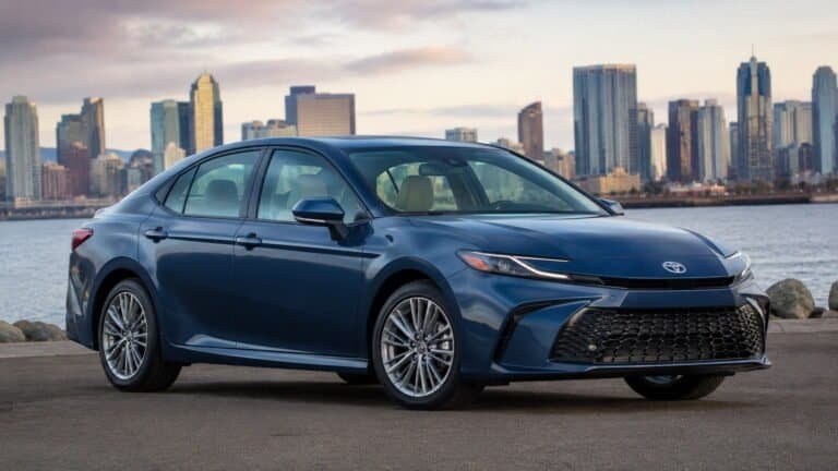 2025 Toyota Camry Fuel Economy